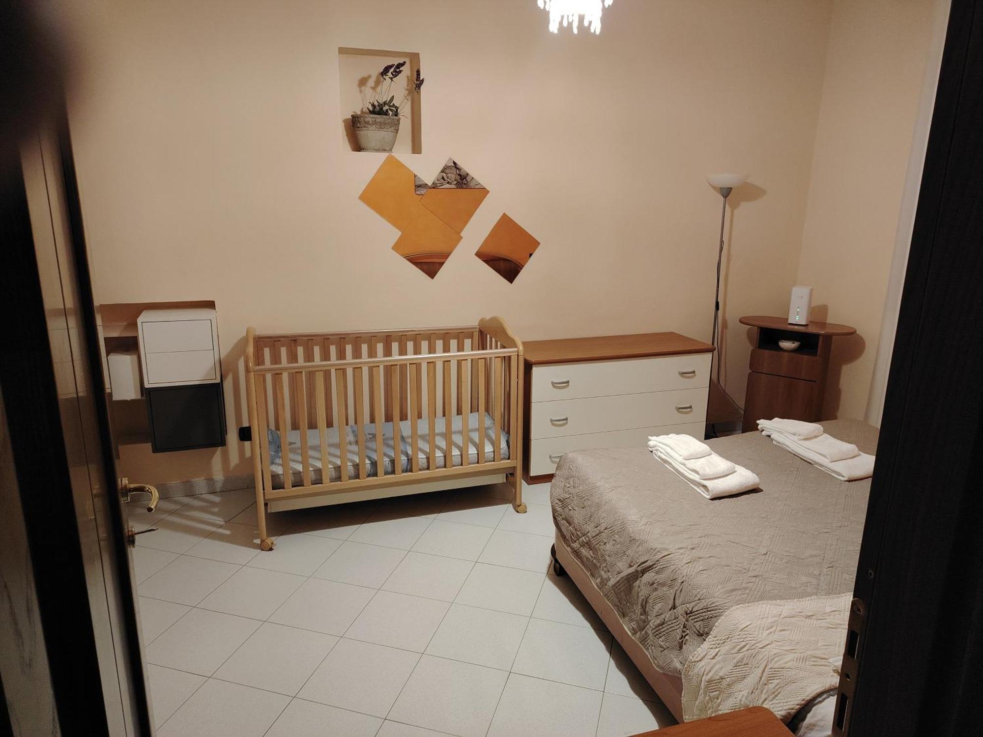 Sandra House تْشيرتالدو المظهر الخارجي الصورة